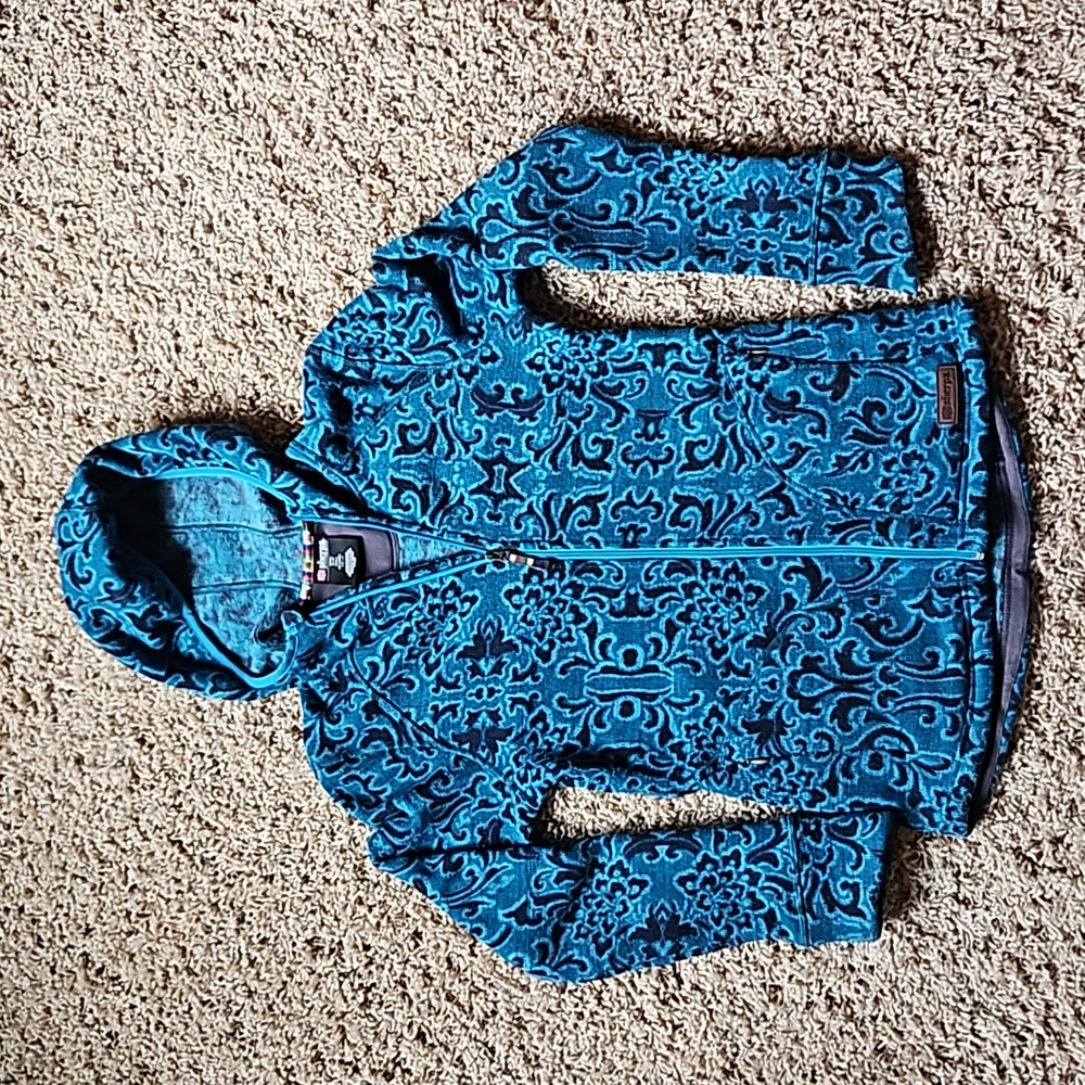 Sherpa Adventure Gear Hooded Fleece Jacket. Size small. Color blue